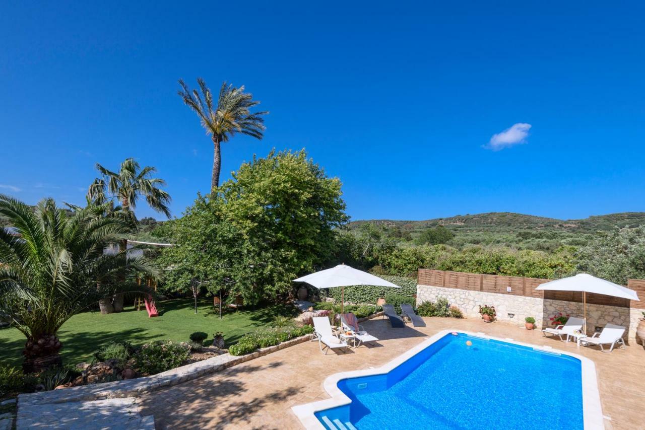 Alia Stone Villa-Ideal For Families-Heated Pool Nohia ภายนอก รูปภาพ