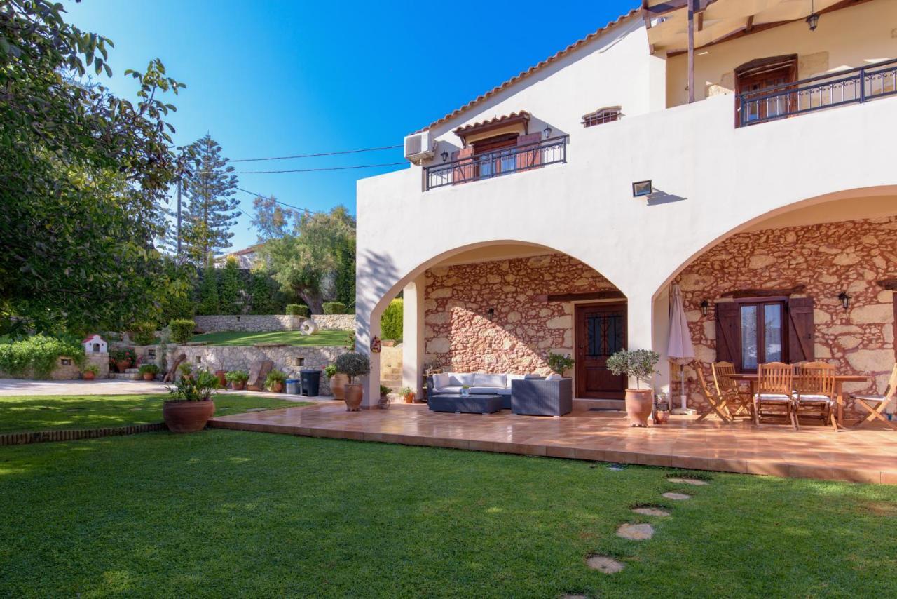 Alia Stone Villa-Ideal For Families-Heated Pool Nohia ภายนอก รูปภาพ